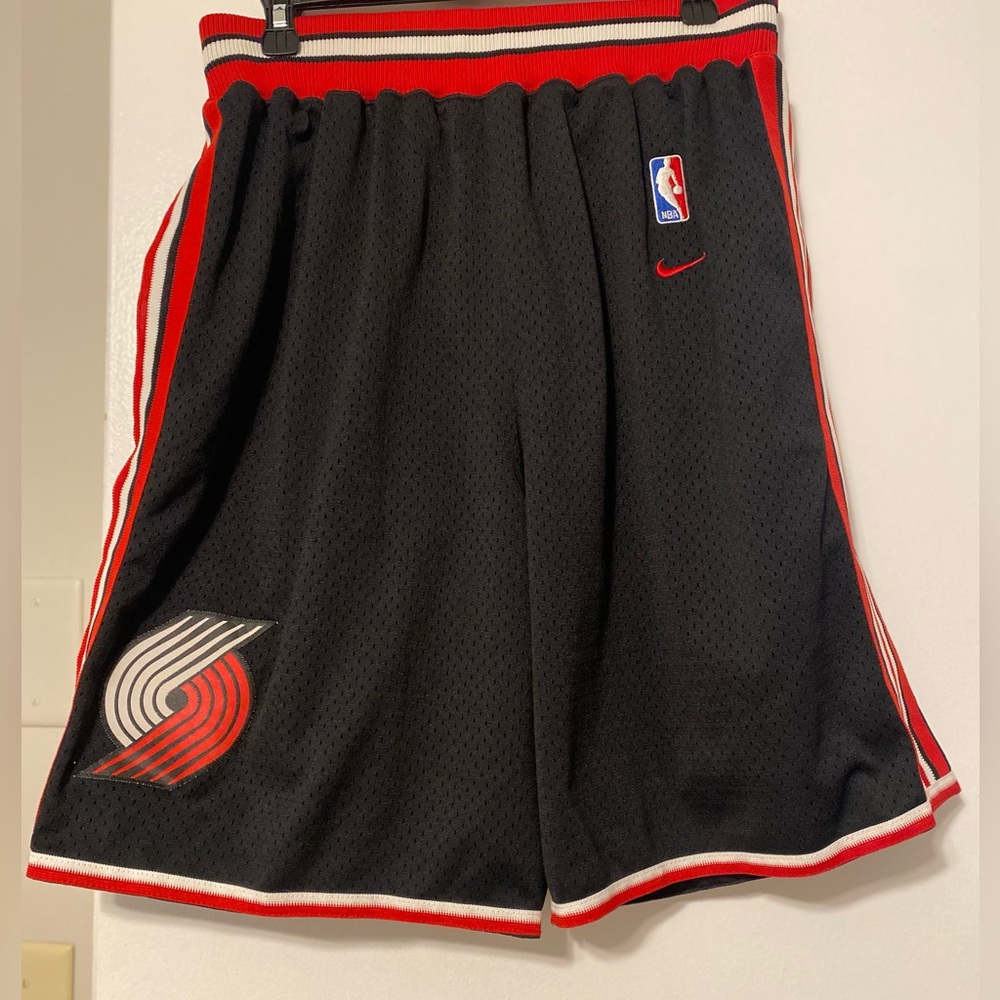 Portland Trailblazers Nike shorts - Men’s Medium
